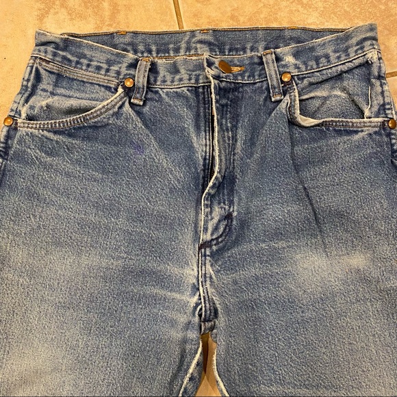 Vintage Wrangler classic high waisted jeans, regular and plus sizes available - Picture 4 of 6